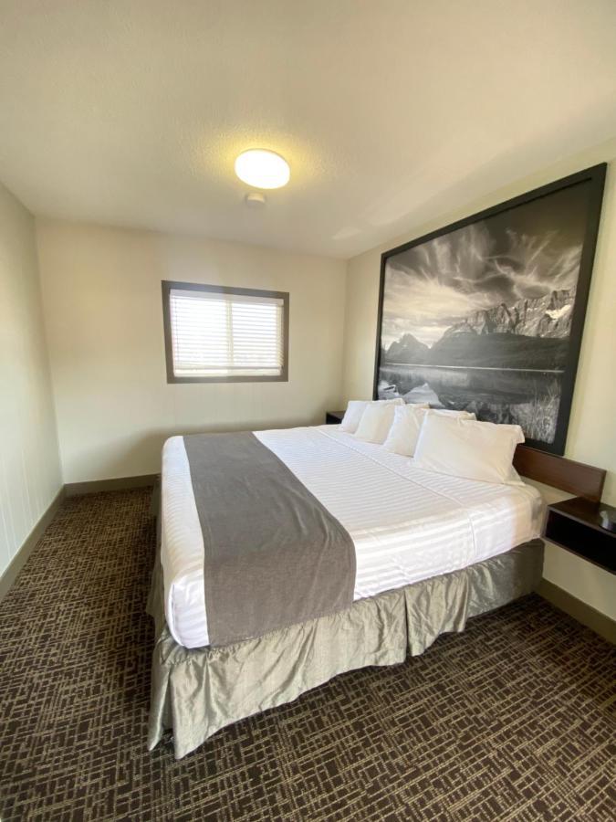 Super 8 By Wyndham Penticton Motel Eksteriør billede