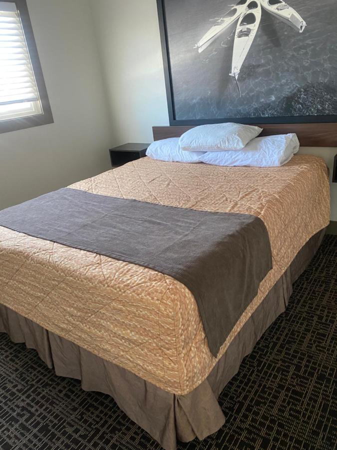 Super 8 By Wyndham Penticton Motel Eksteriør billede